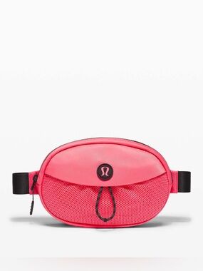 Lululemon Take It On Belt Bag *1L in Guava Pink